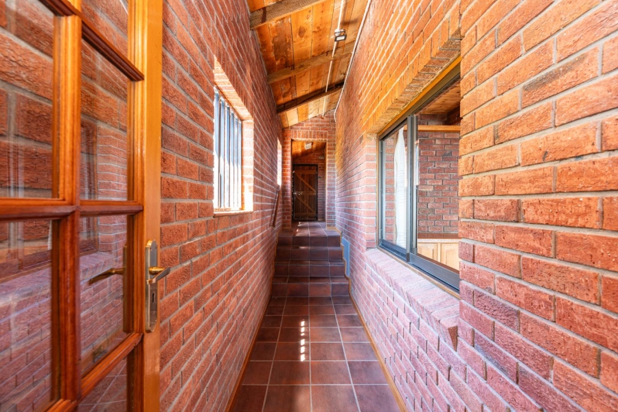 To Let 3 Bedroom Property for Rent in Bakoven Western Cape